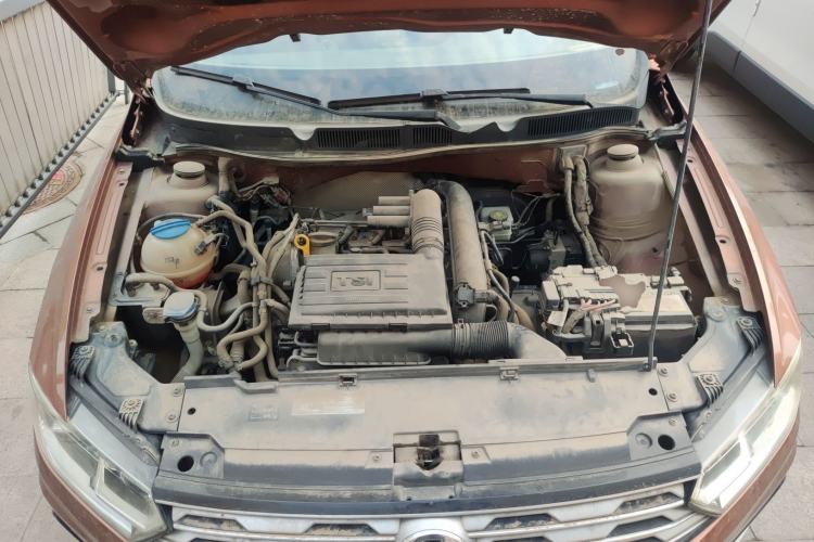Used Volkswagen C-TREK 2017 230TSI DSG Comfort Version Engine Bay