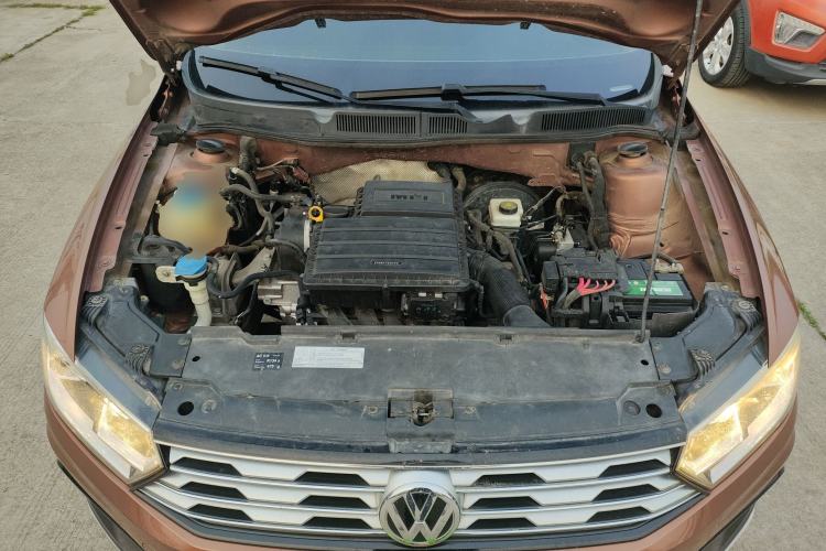 Used Volkswagen C-TREK 2017 1.6L Automatic Comfort Model Engine Bay
