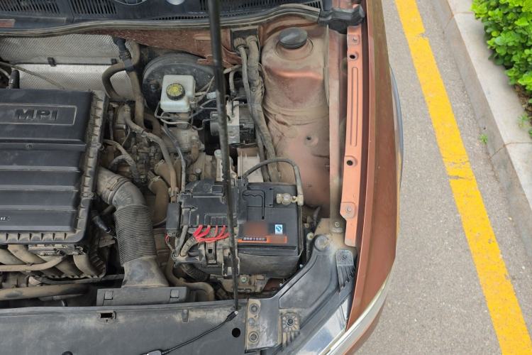 Used Volkswagen C-TREK 2017 1.6L Automatic Comfort Model Engine Bay Left