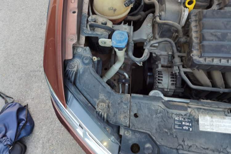 Used Volkswagen C-TREK 2017 1.6L Automatic Comfort Model Engine Bay Right