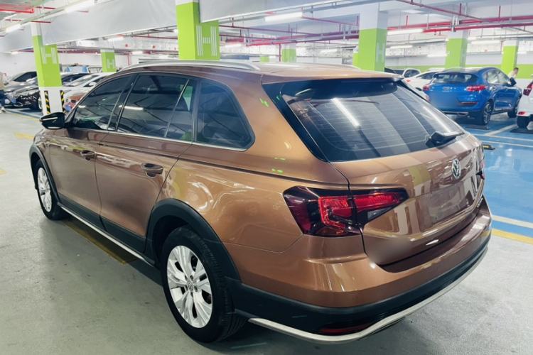 Used Volkswagen C-TREK 2017 1.6L Automatic Comfort Model Exterior 1