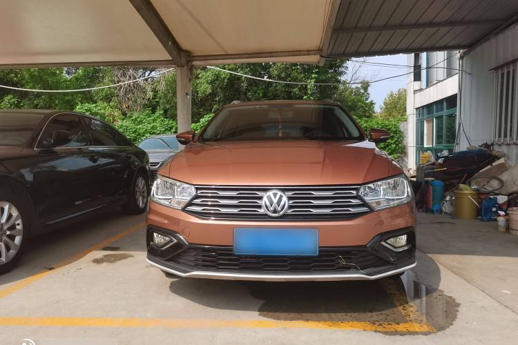 Used Volkswagen C-TREK 2017 1.6L Automatic Comfort Model Exterior 1