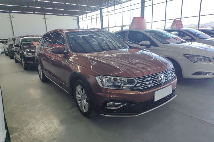 Used Volkswagen C-TREK 2017 1.6L Automatic Comfort Model Exterior 2
