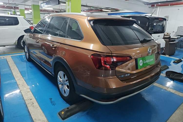 Used Volkswagen C-TREK 2017 1.6L Automatic Comfort Model Exterior 2
