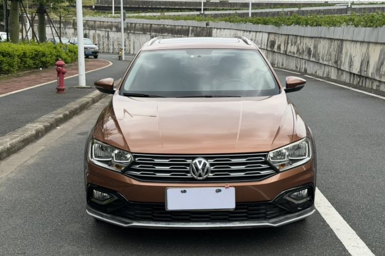 Used Volkswagen C-TREK 2017 230TSI DSG Comfort Version Exterior 3