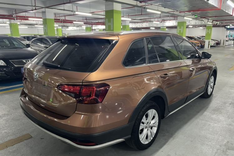 Used Volkswagen C-TREK 2017 1.6L Automatic Comfort Model Exterior 4