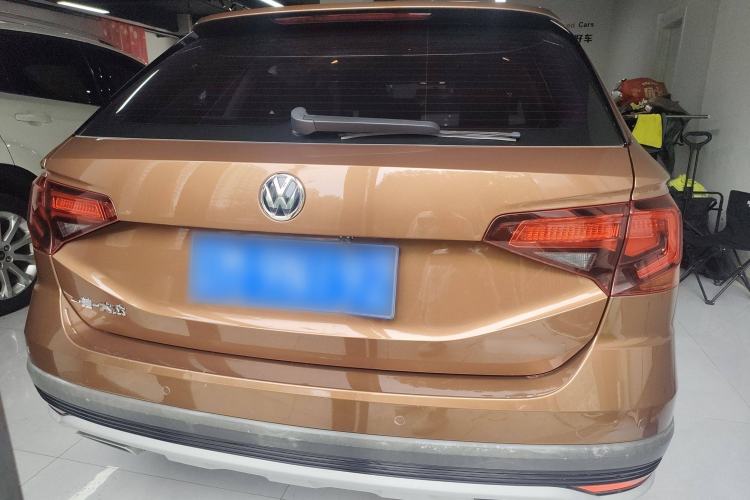 Used Volkswagen C-TREK 2017 1.6L Automatic Comfort Model Exterior 4