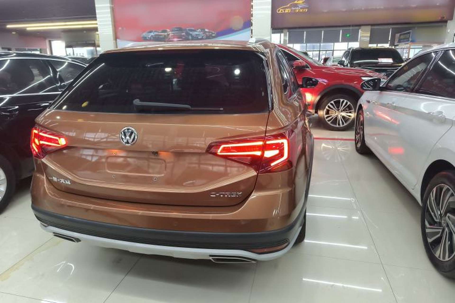 Used Volkswagen C-TREK 2017 1.6L Automatic Comfort Model Exterior 4