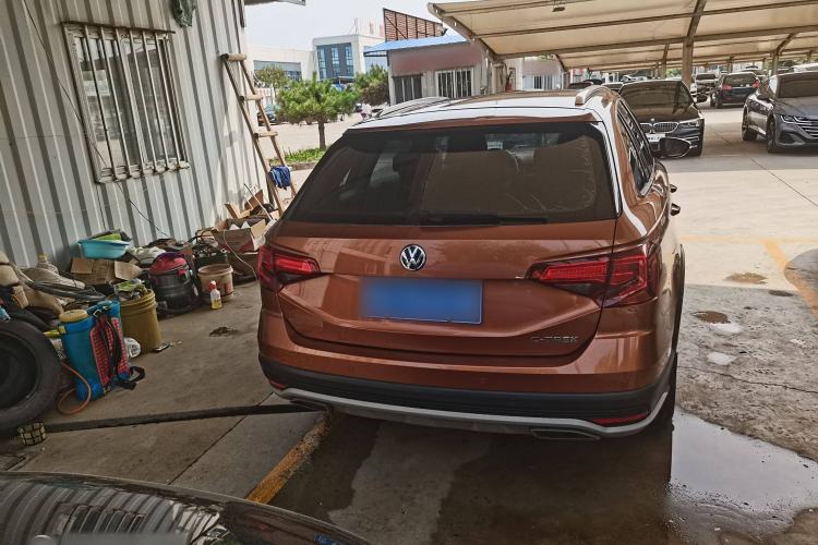 Used Volkswagen C-TREK 2017 1.6L Automatic Comfort Model Exterior 4