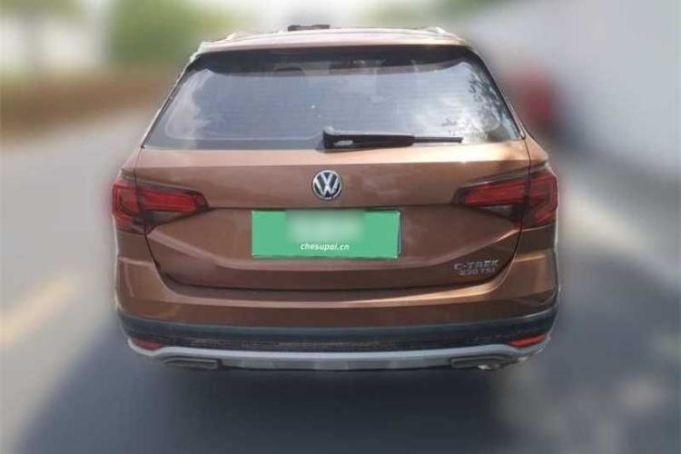 Used Volkswagen C-TREK 2017 230TSI DSG Luxury Model Exterior 5