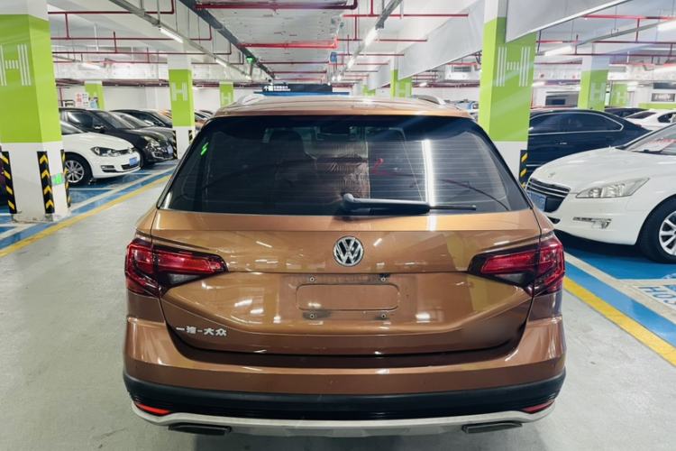 Used Volkswagen C-TREK 2017 1.6L Automatic Comfort Model Exterior 6