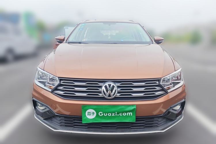 Used Volkswagen C-TREK 2017 1.6L Automatic Comfort Model Front