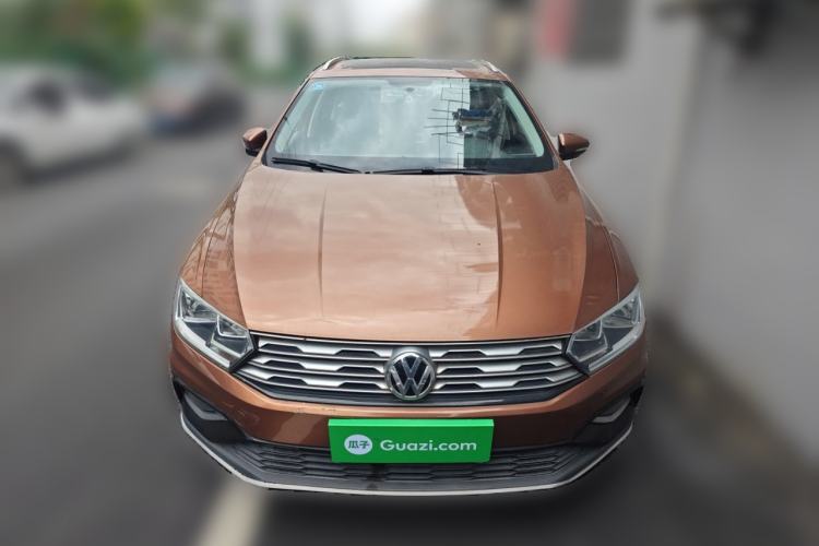 Used Volkswagen C-TREK 2017 230TSI DSG Comfort Version Front