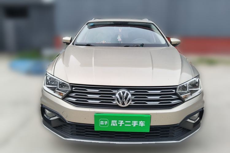 Used Volkswagen C-TREK 2017 1.6L Automatic Comfort Model Front