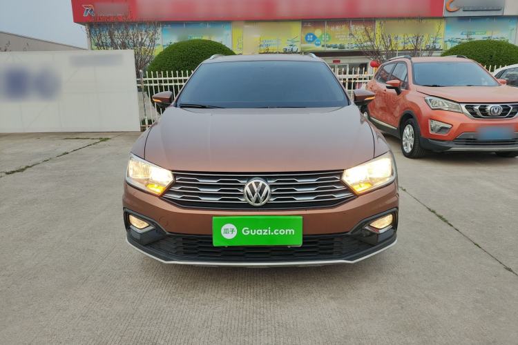Used Volkswagen C-TREK 2017 1.6L Automatic Comfort Model Front