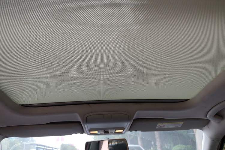 Used Volkswagen C-TREK 2017 230TSI DSG Comfort Version Headliner