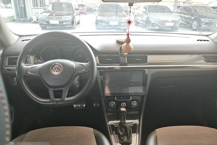 Used Volkswagen C-TREK 2017 1.6L Automatic Comfort Model Interior 1