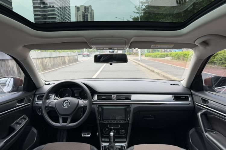 Used Volkswagen C-TREK 2017 230TSI DSG Comfort Version Interior 2