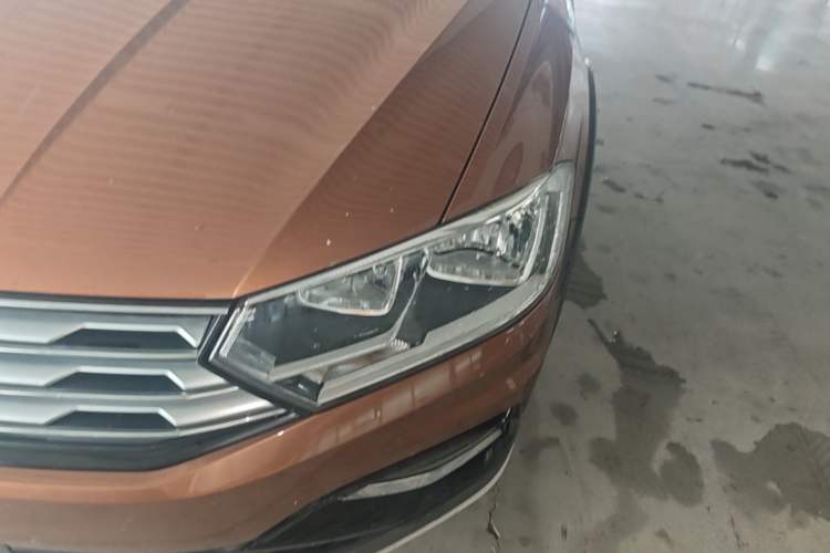 Used Volkswagen C-TREK 2017 1.6L Automatic Comfort Model Left Front Headlight