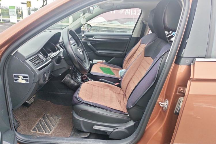 Used Volkswagen C-TREK 2017 1.6L Automatic Comfort Model Left Front Seat