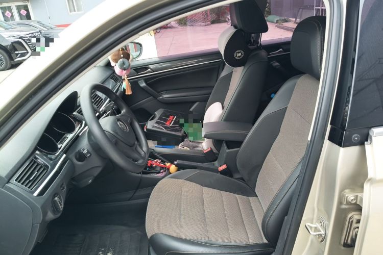 Used Volkswagen C-TREK 2017 1.6L Automatic Comfort Model Left Front Seat