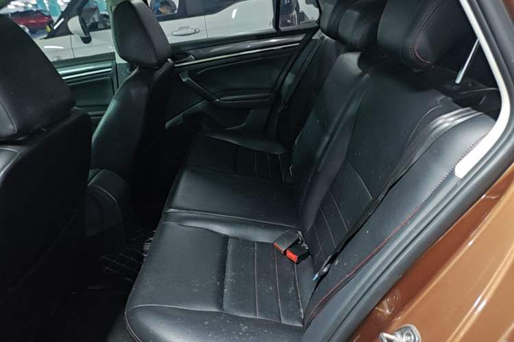 Used Volkswagen C-TREK 2017 1.6L Automatic Comfort Model Left Rear Seat