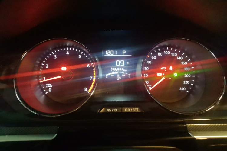 Used Volkswagen C-TREK 2017 1.6L Automatic Comfort Model Odometer Close Up