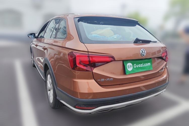 Used Volkswagen C-TREK 2017 1.6L Automatic Comfort Model Rear Left 45 Deg