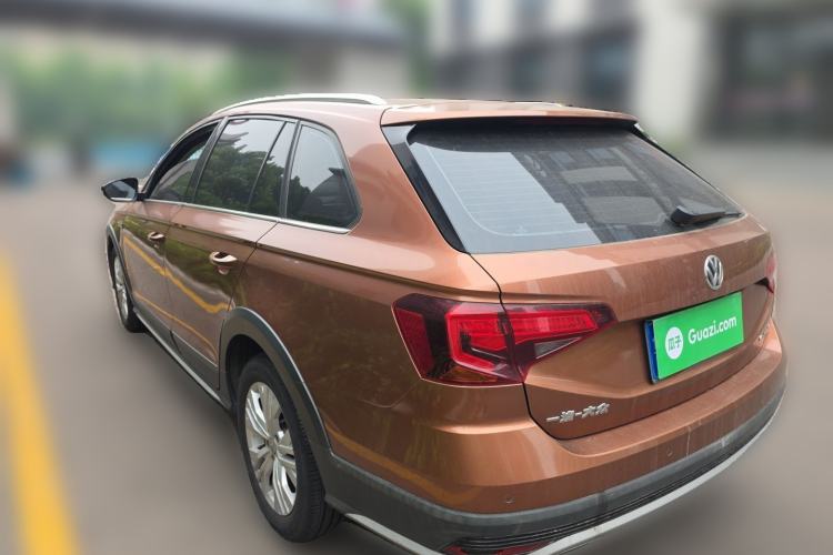 Used Volkswagen C-TREK 2017 1.6L Automatic Comfort Model Rear Left 45 Deg