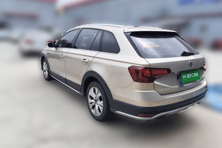 Used Volkswagen C-TREK 2017 1.6L Automatic Comfort Model Rear Left 45 Deg