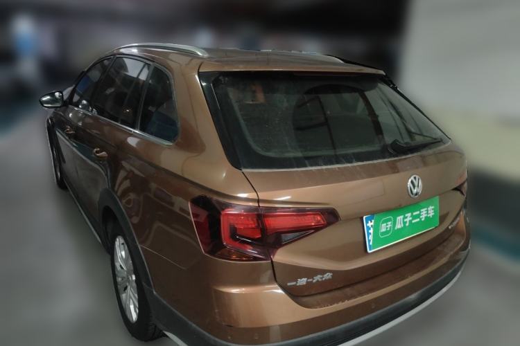 Used Volkswagen C-TREK 2017 1.6L Automatic Comfort Model Rear Left 45 Deg
