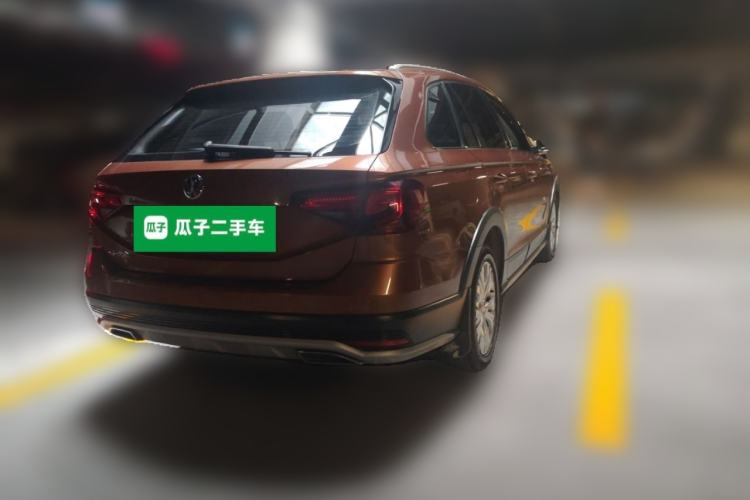 Used Volkswagen C-TREK 2017 1.6L Automatic Comfort Model Rear Right 45 Deg