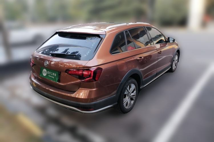 Used Volkswagen C-TREK 2017 1.6L Automatic Comfort Model Rear Right 45 Deg