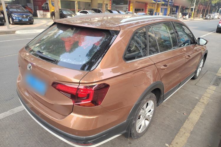 Used Volkswagen C-TREK 2017 1.6L Automatic Comfort Model Rear Right 45 Deg