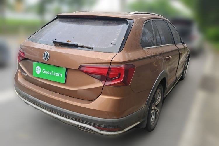 Used Volkswagen C-TREK 2017 1.6L Automatic Luxury Model Rear Right 45 Deg