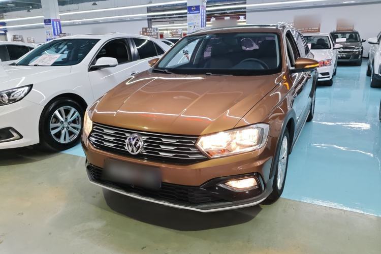 Used Volkswagen C-TREK 2017 1.6L Automatic Comfort Model Guazi used car, China used car export, Used car for sale, Used cars, Cheapest cars for sale