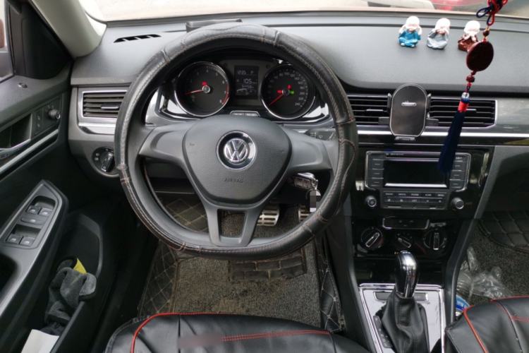 Used Volkswagen C-TREK 2017 230TSI DSG Comfort Version Steering Wheel