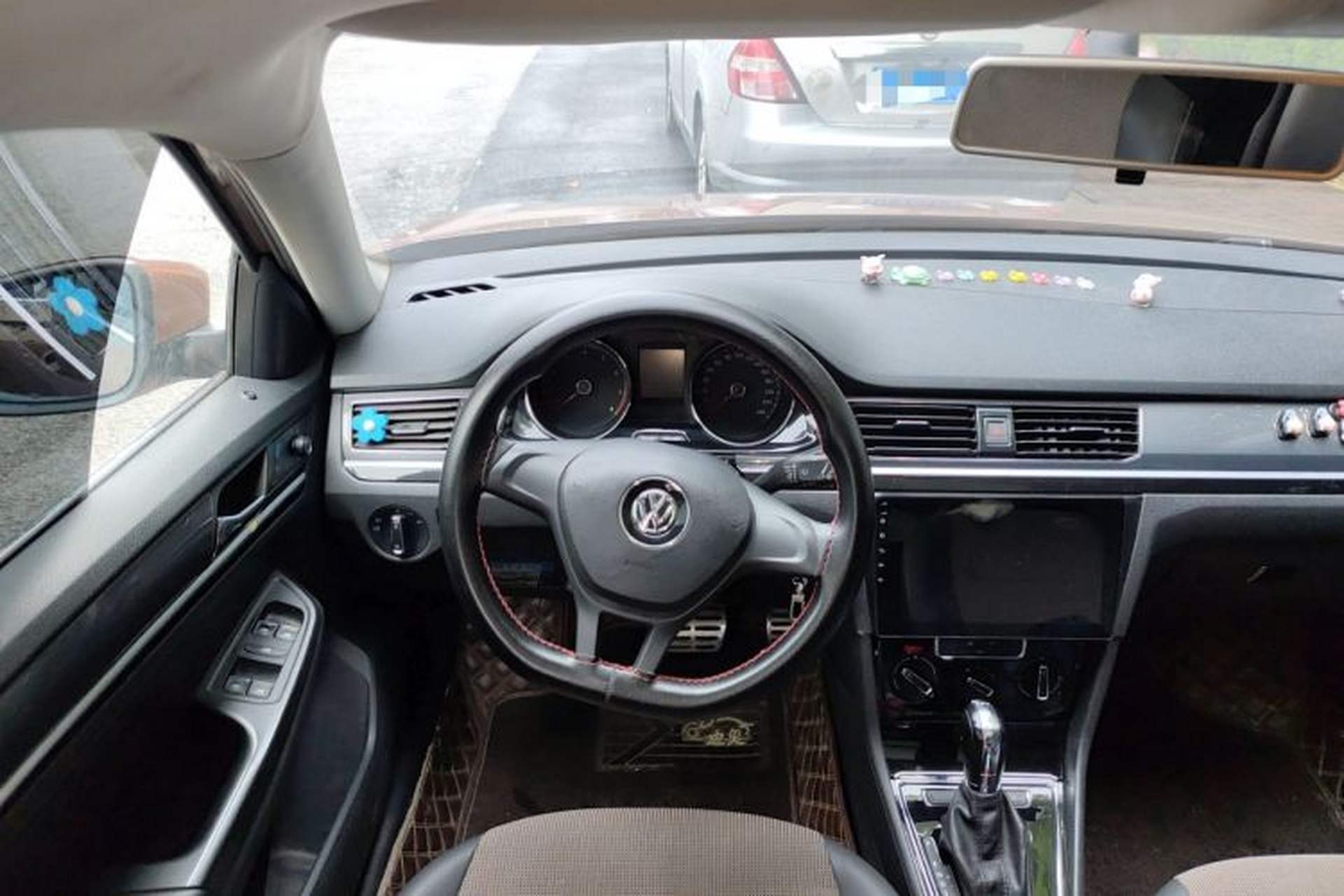 Used Volkswagen C-TREK 2017 230TSI DSG Comfort Version Steering Wheel