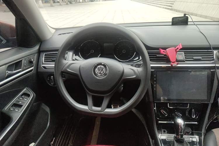 Used Volkswagen C-TREK 2017 1.6L Automatic Comfort Model Steering Wheel