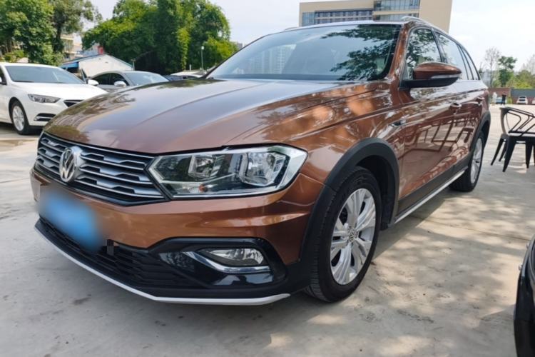 Volkswagen C-TREK 2017 1.6L Automatic Comfort Model مستعملة Guazi used car, China used car export, Used car for sale, Used  cars, Cheapest cars for sale