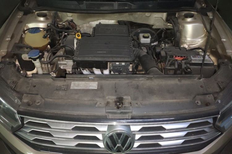 Used Volkswagen C-TREK 2017 1.6L Automatic Comfort Model Engine Bay