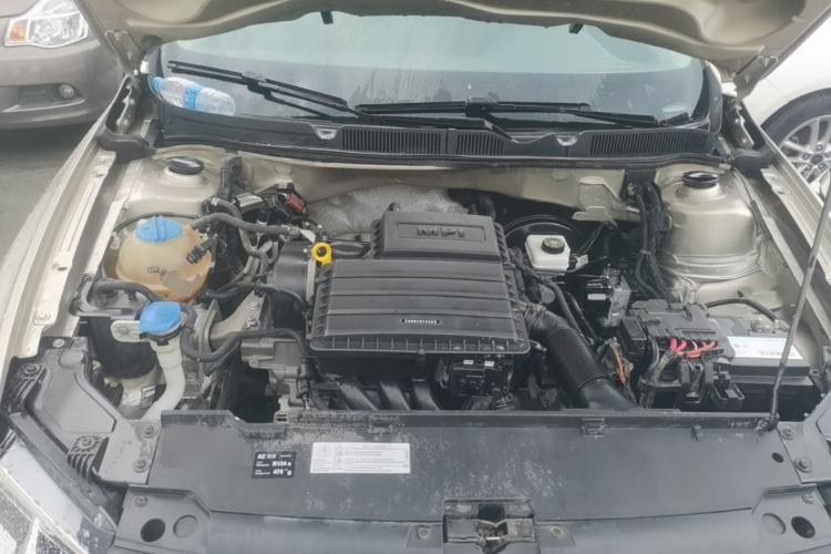 Used Volkswagen C-TREK 2017 1.6L Automatic Comfort Model Engine Bay
