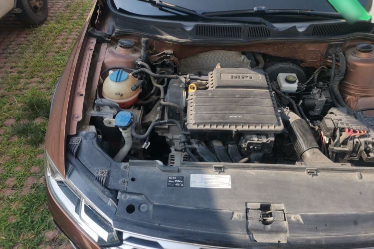 Used Volkswagen C-TREK 2017 1.6L Automatic Comfort Model Engine Bay Right