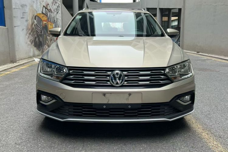Used Volkswagen C-TREK 2017 1.6L Automatic Comfort Model Exterior 1
