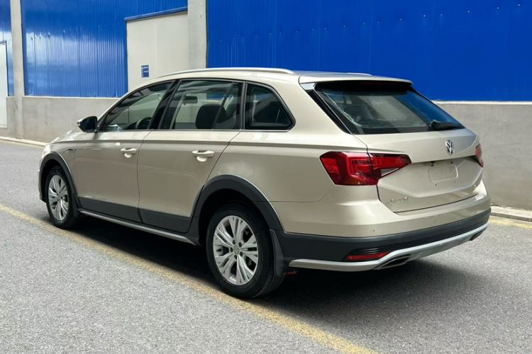 Used Volkswagen C-TREK 2017 1.6L Automatic Comfort Model Exterior 3