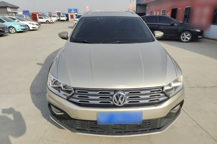 Used Volkswagen C-TREK 2017 1.6L Automatic Comfort Model Front