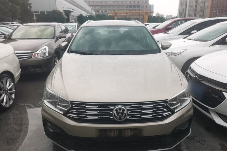 Used Volkswagen C-TREK 2017 1.6L Automatic Comfort Model Front