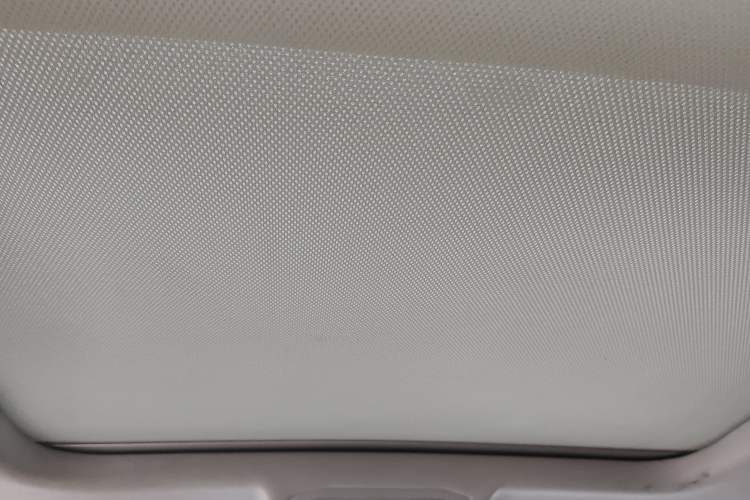Used Volkswagen C-TREK 2017 230TSI Manual Comfort Version Headliner