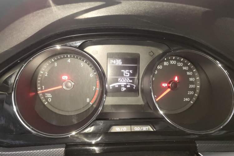 Used Volkswagen C-TREK 2017 1.6L Manual Comfort Model Instrument Cluster