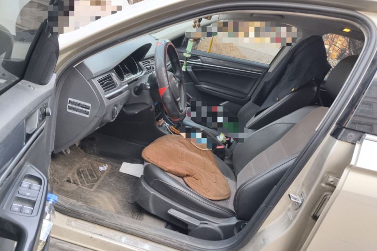 Used Volkswagen C-TREK 2017 230TSI Manual Comfort Version Left Front Seat